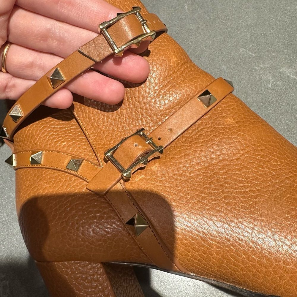 Valentino Rock Stud Leather Booties - size 39.5 - Picture 7 of 10